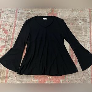 Paperflower black shirt